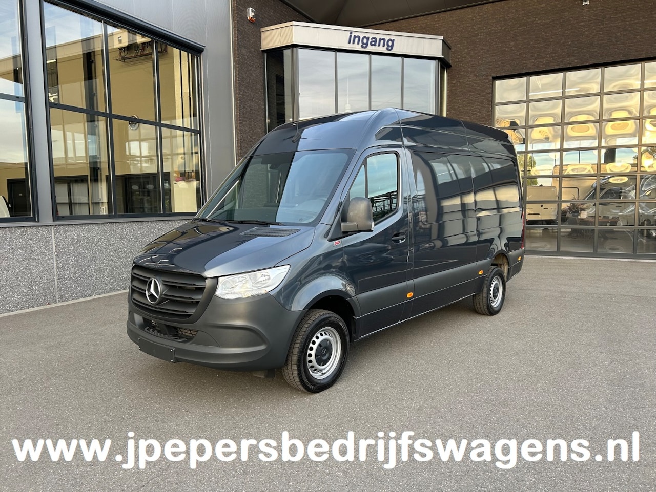 Mercedes-Benz Sprinter - 317 CDI L2 H2 MBUX / Camera / Carplay navigatie / Airco - AutoWereld.nl