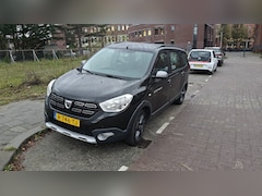 Dacia Lodgy - 1.2 TCe Série Limitée Stepway 7p. Trekhaak, parkeersensoren, achteruitkijkcamera, stoelverwarming, 11,5 maand apk