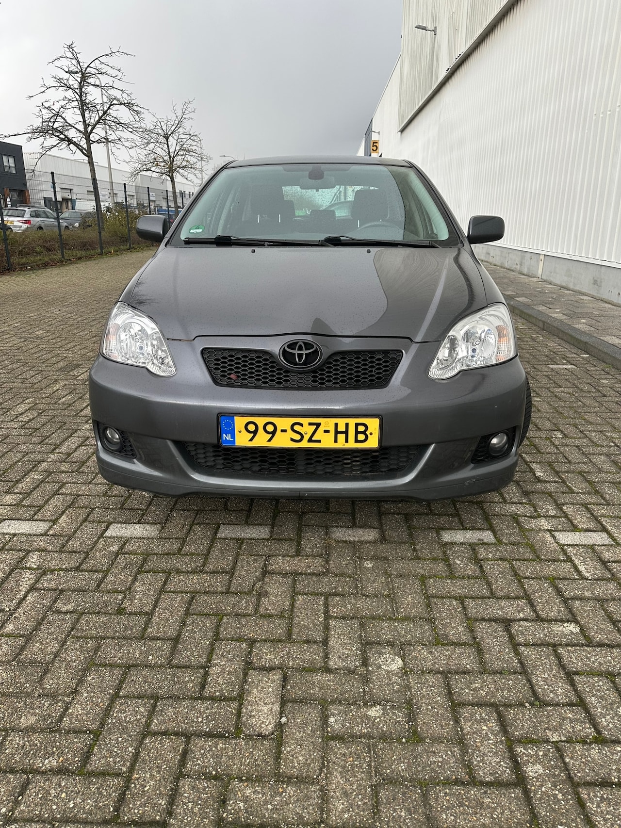 Toyota Corolla - 1.6 VVT-i Sport Anniversary 1.6 VVT-i Sport Anniversary - AutoWereld.nl
