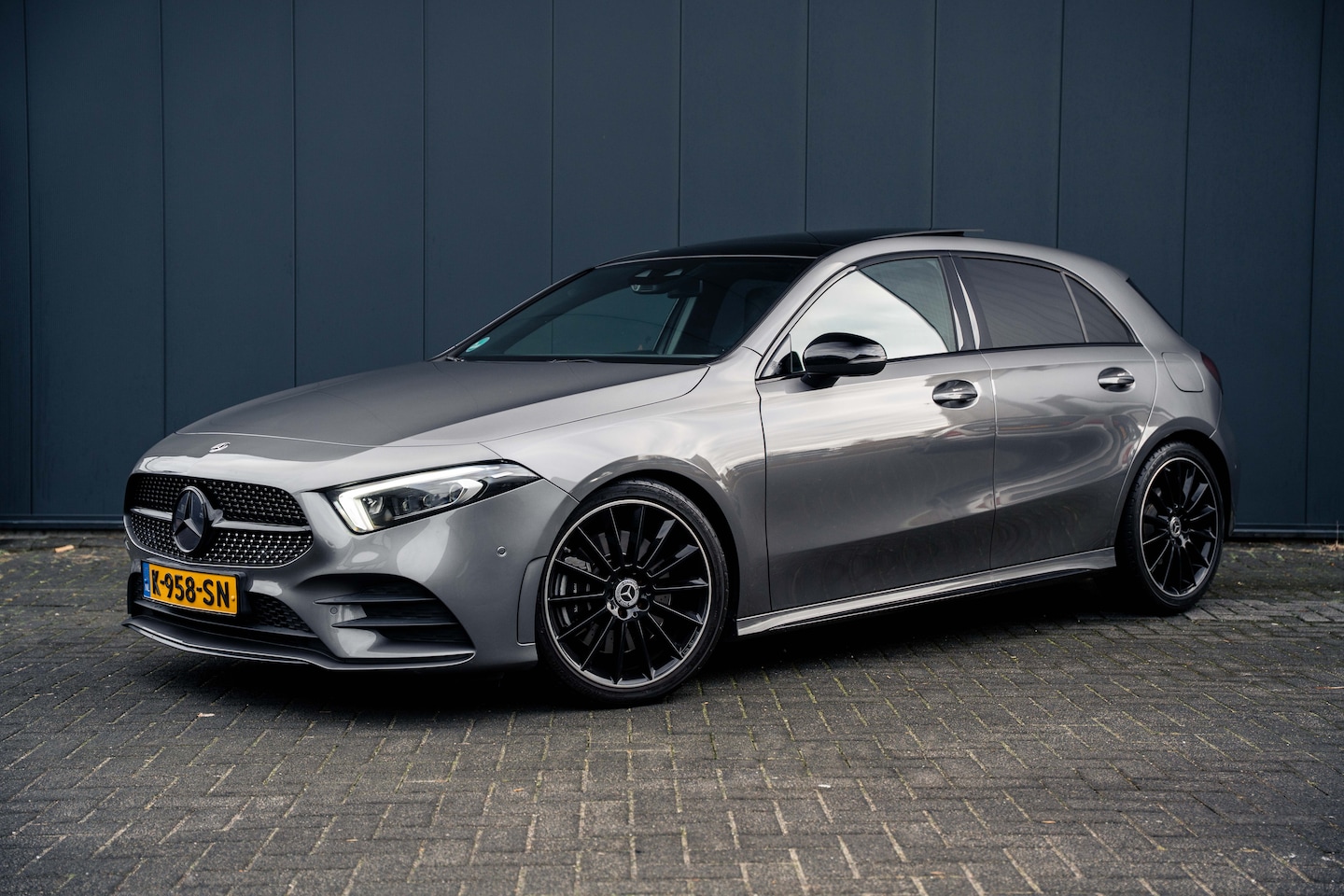 Mercedes-Benz A-klasse - 250 Premium Plus - AutoWereld.nl