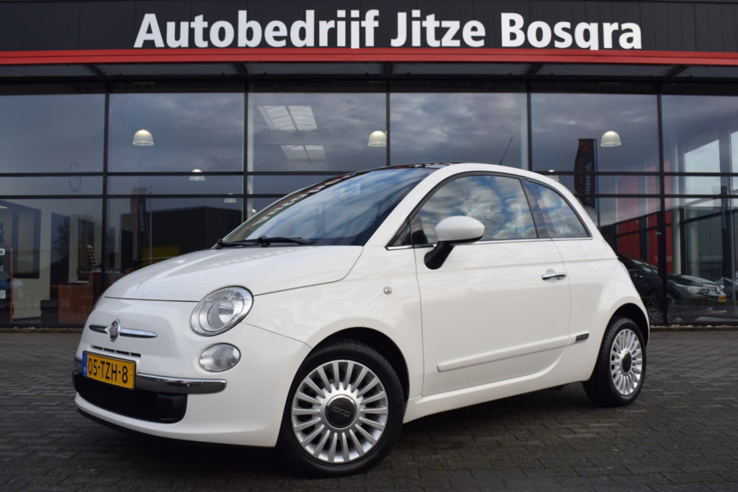 Fiat 500 - 0.9 TwinAir Lounge Panoramadak | Telefonie | Airco | Isofix | Volledig Onderhouden!! - AutoWereld.nl