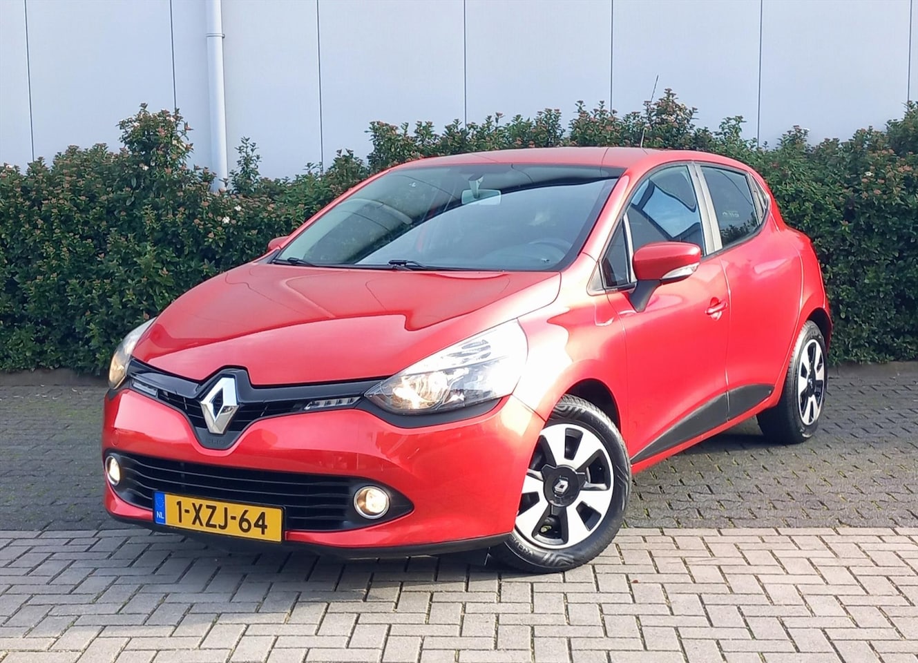 Renault Clio - 1.2 Collection Navigatie - AutoWereld.nl