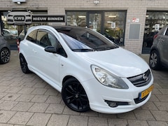 Opel Corsa - 1.4-16V White Edit 3Drs Airco Zwart dak
