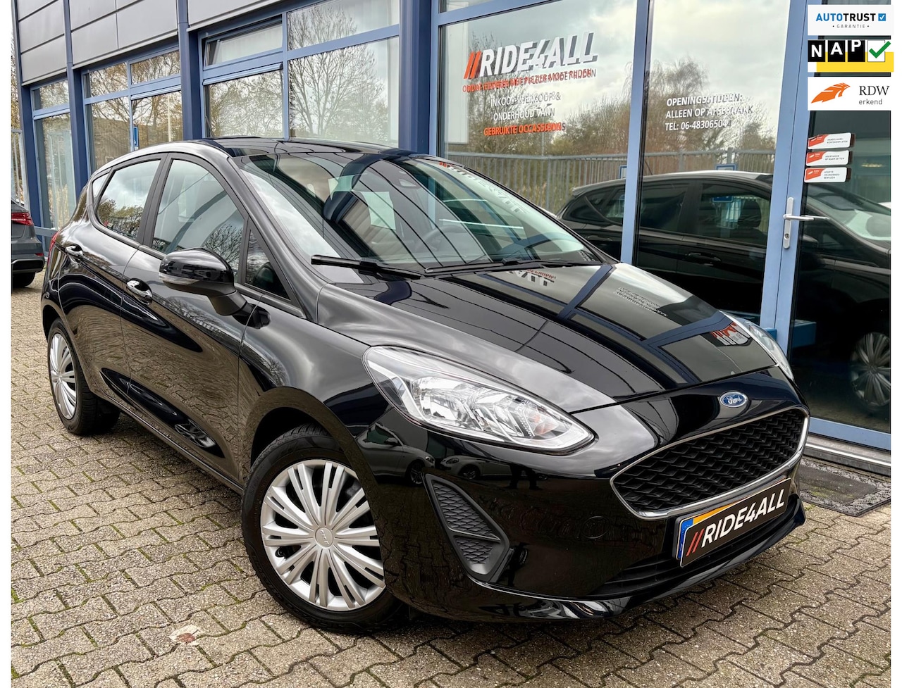 Ford Fiesta - 1.1/NAVI/BLUETOOTH/CRUISE - AutoWereld.nl