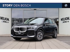 BMW iX1 - eDrive20 / Adaptieve LED / Comfort Access / Parking Assistant / Stoelverwarming