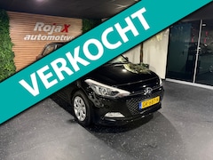 Hyundai i20 - 1.2 HP i-Motion AIRCO - CRUISE - TREKHAAK - NL AUTO