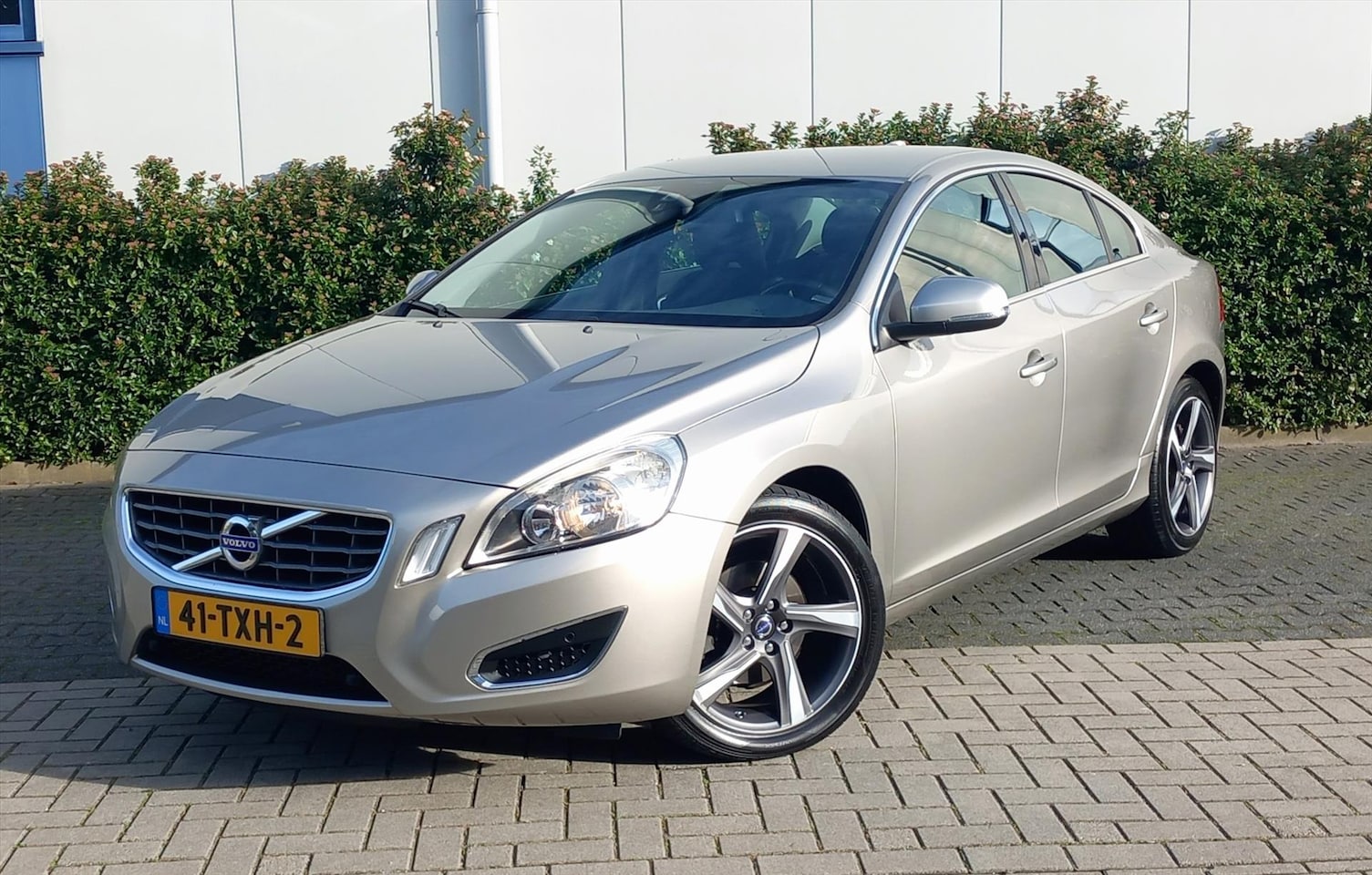 Volvo S60 - T3 150PK Start/Stop Momentum - AutoWereld.nl