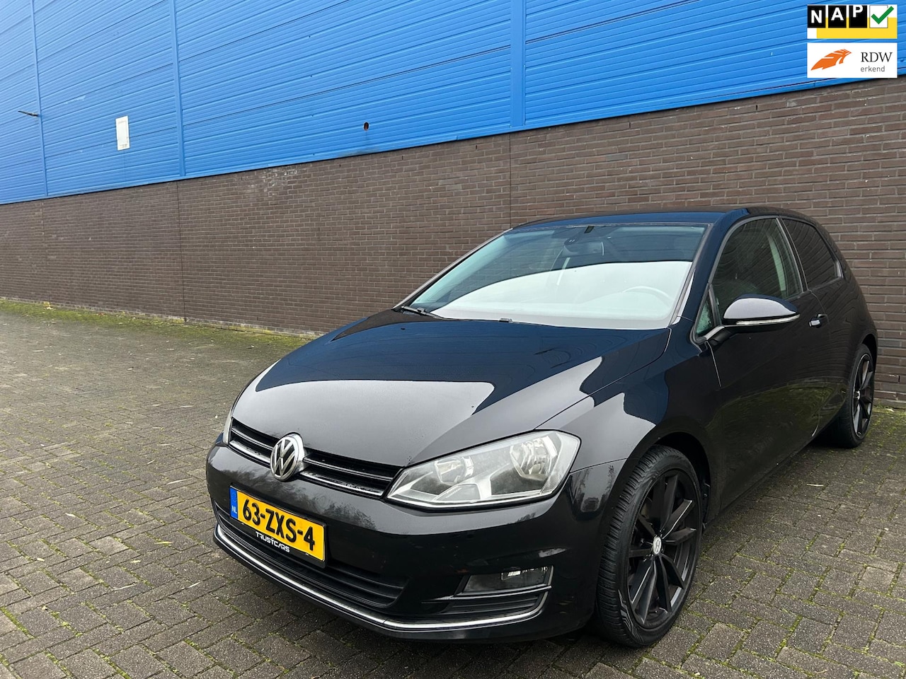 Volkswagen Golf - 1.4 TSI Highline | 18” LM Velgen | Cruise | Navigatie | Climate | Bluetooth | Bochtverlich - AutoWereld.nl