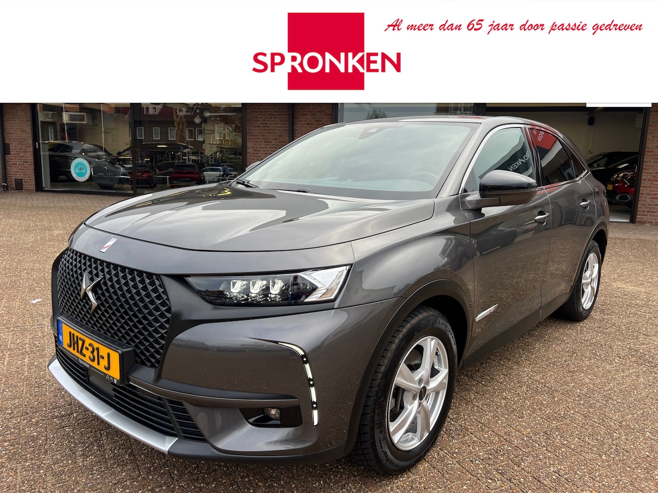 DS 7 Crossback - E-Tense 4x4 Be Chic 300 pk Navi-Camera-Alcantara - AutoWereld.nl