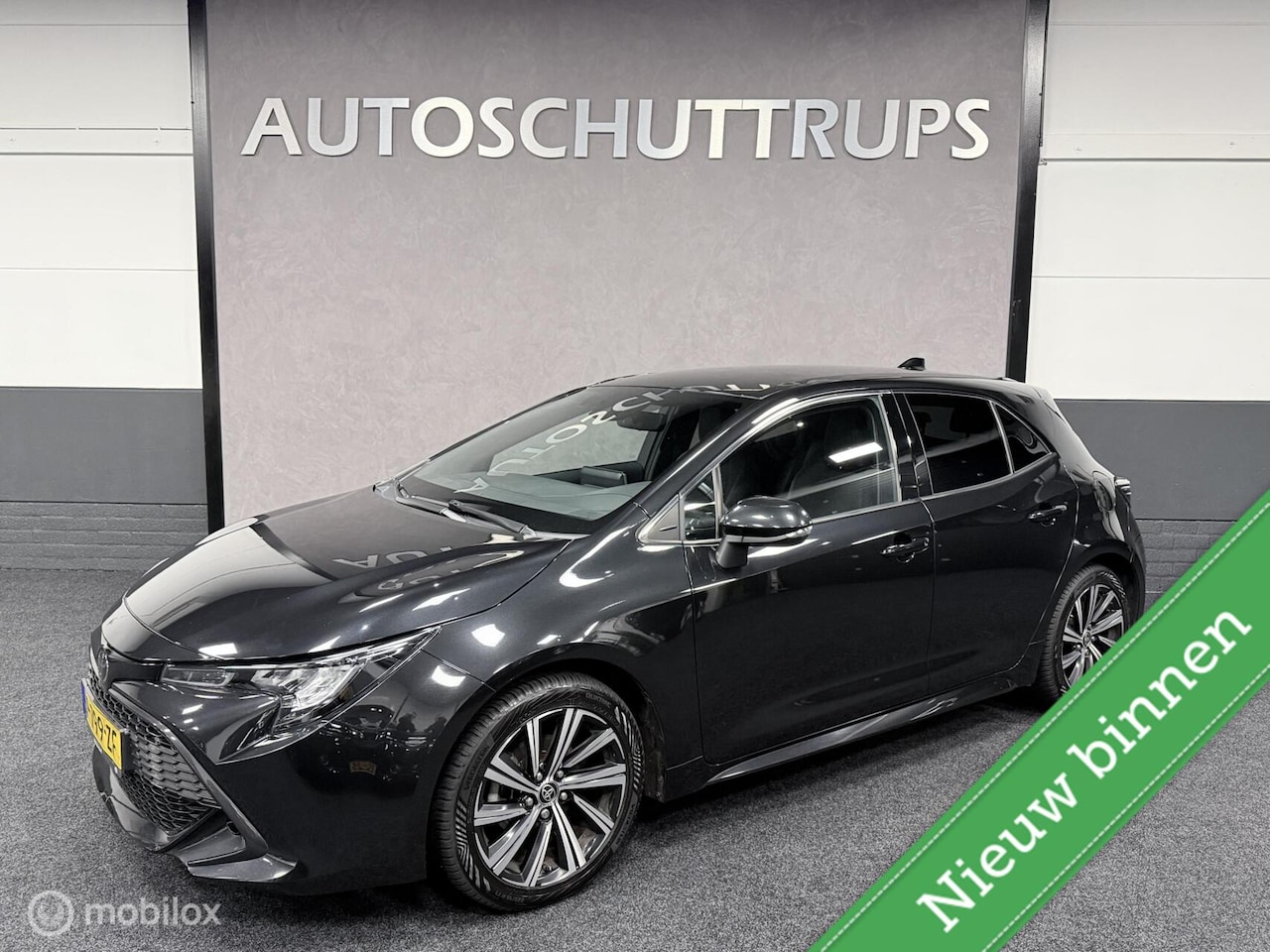 Toyota Corolla - 1.2 Turbo Dynamic CARPLAY / CAMERA / PRIVACY GLASS / LMV - AutoWereld.nl