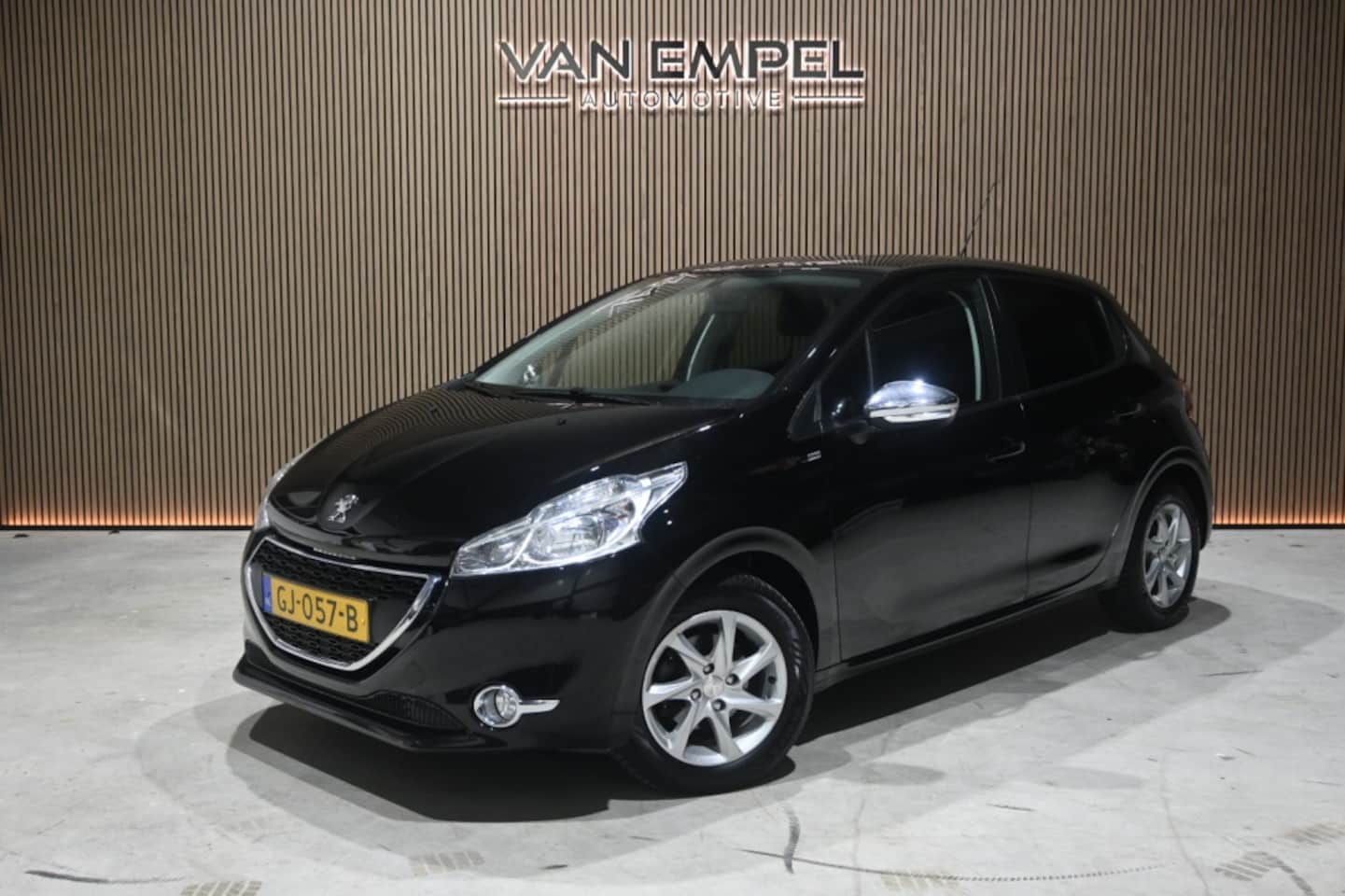 Peugeot 208 - 1.2 PureTech Style 1.2 PureTech Style - AutoWereld.nl