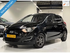 Hyundai i20 - 1.2i Black pack 2014 |Airco| Nieuw apk