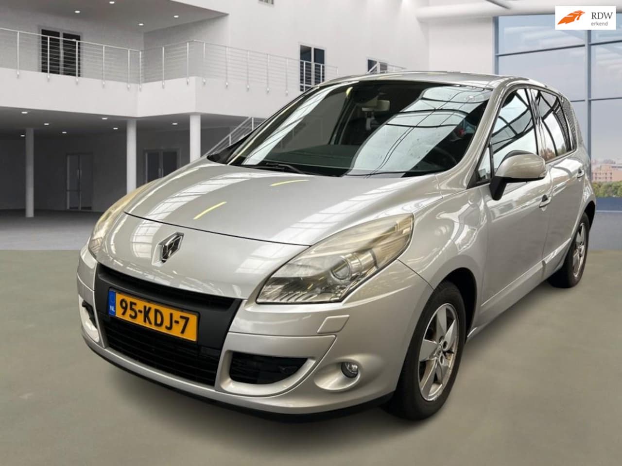 Renault Scénic - 1.4 TCE Business Sport NAVI PSENSOR CRUISE TREKHAAK 2 X SLEUTELS - AutoWereld.nl