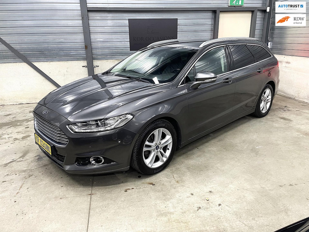 Ford Mondeo Wagon - 2.0 Titanium 240pk 1ste eigenaar full option trekhaak dealer onderhouden - AutoWereld.nl