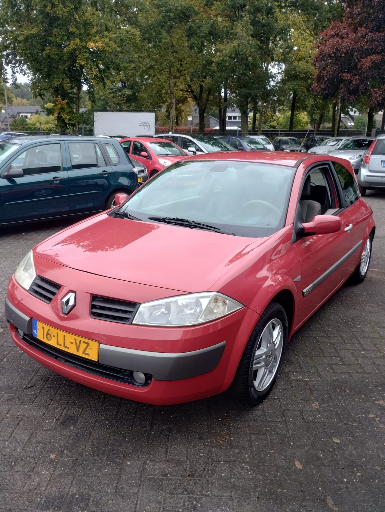 Renault Mégane - 2.0-16V Expression Comfort - AutoWereld.nl