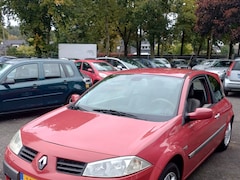Renault Mégane - 2.0-16V Expression Comfort
