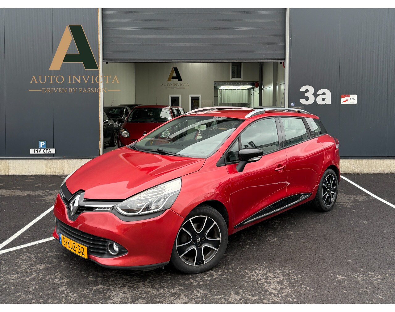 RENAULT CLIO