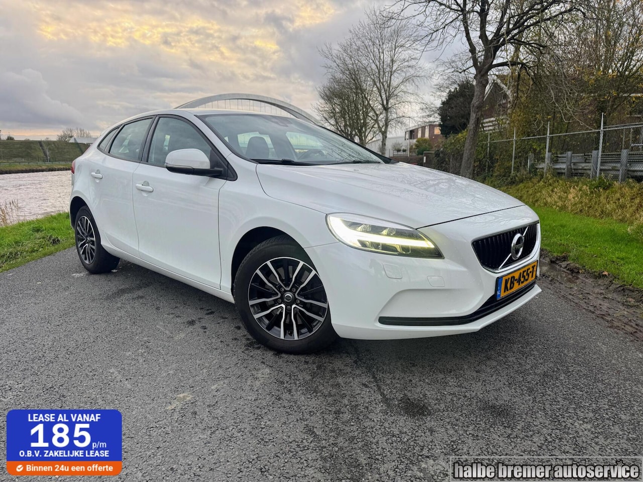 Volvo V40 - 1.5 T2 Nordic+|Stoelverwarming|Clima|PDC|Cruise - AutoWereld.nl