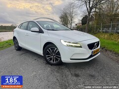 Volvo V40 - 1.5 T2 Nordic+|Stoelverwarming|Clima|PDC|Cruise
