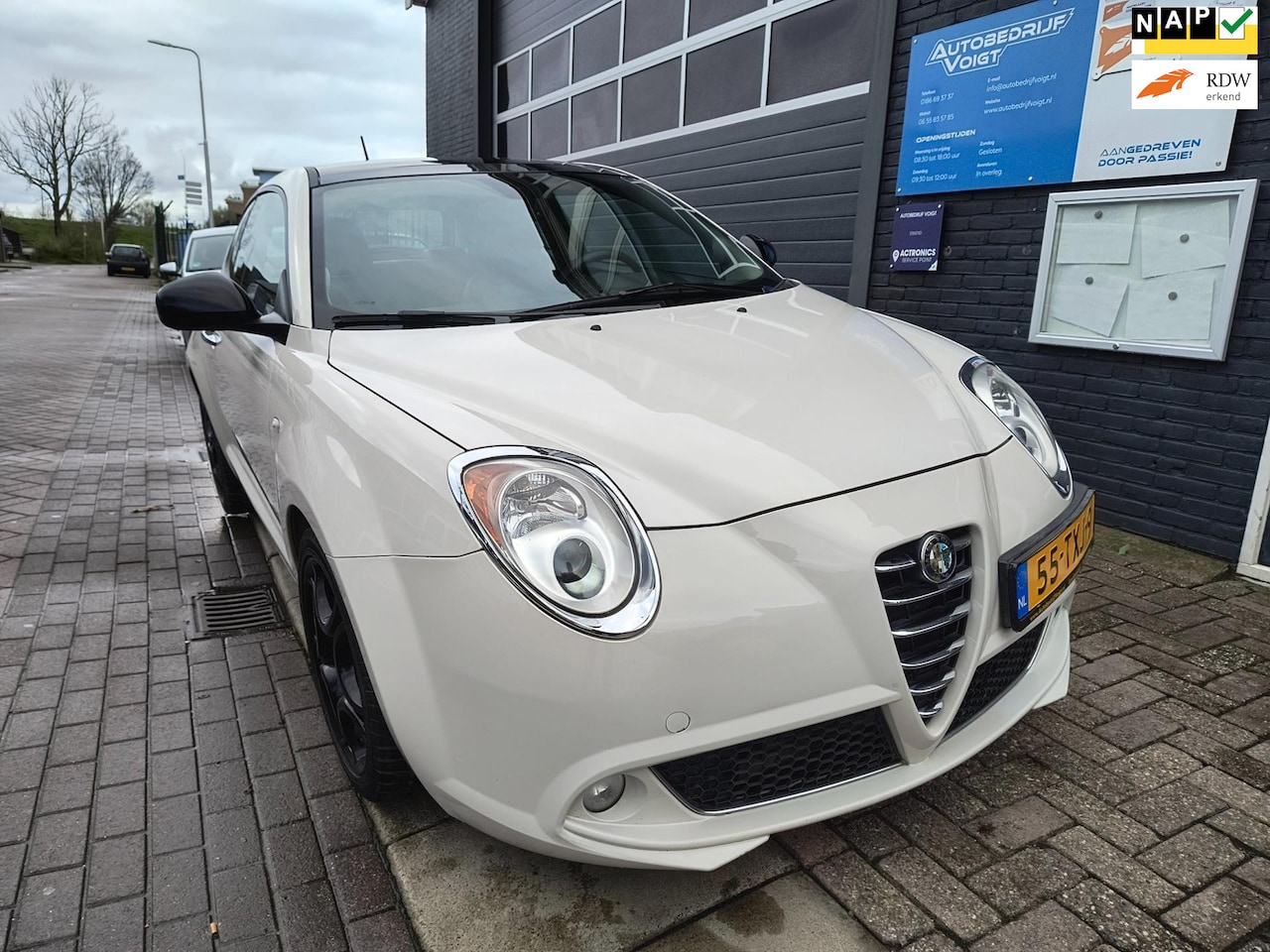Alfa Romeo MiTo - 1.3 JTDm ECO Distinctive 1.3 JTDm ECO Distinctive - AutoWereld.nl