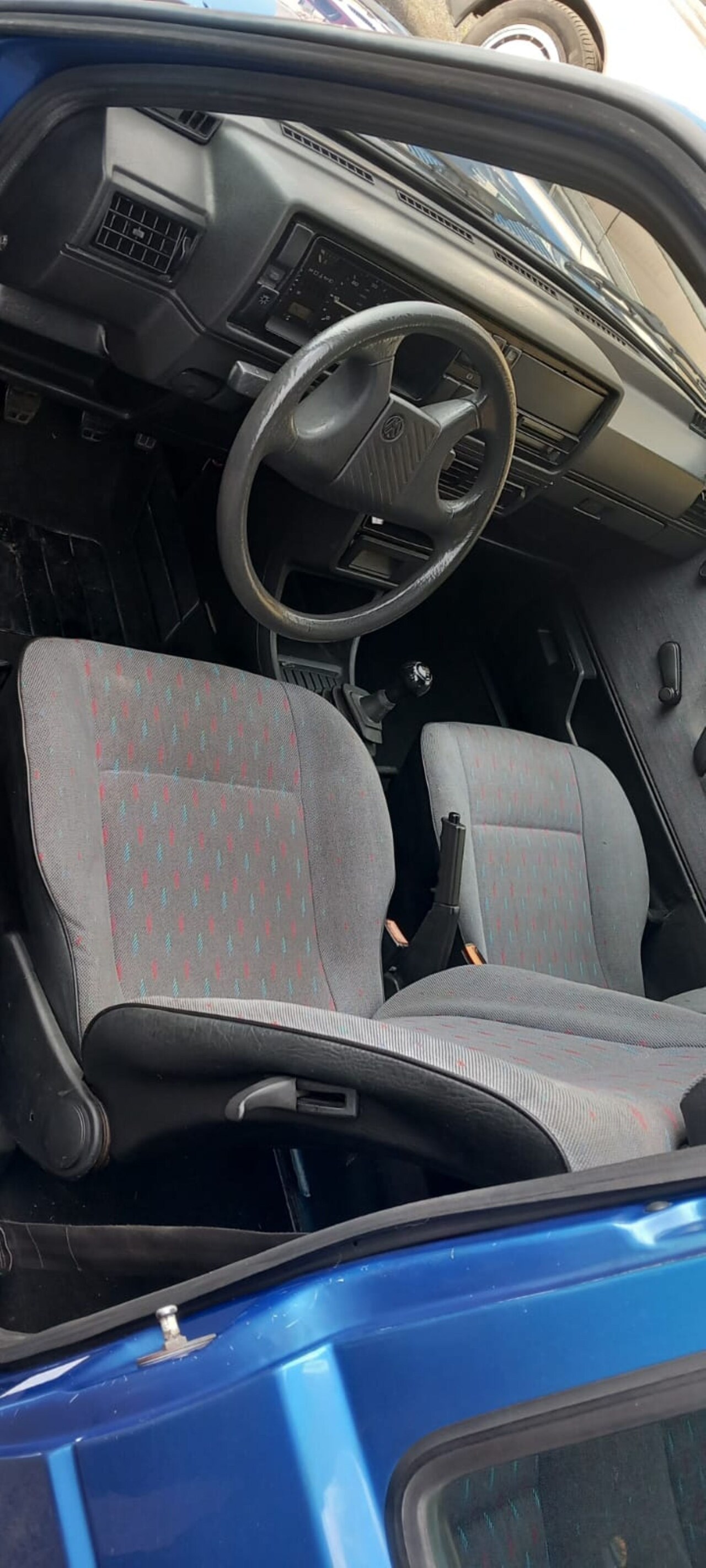 Volkswagen Golf - 1.6 D