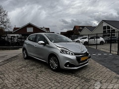 Peugeot 208 - 1.2 Allure 26.169 KM