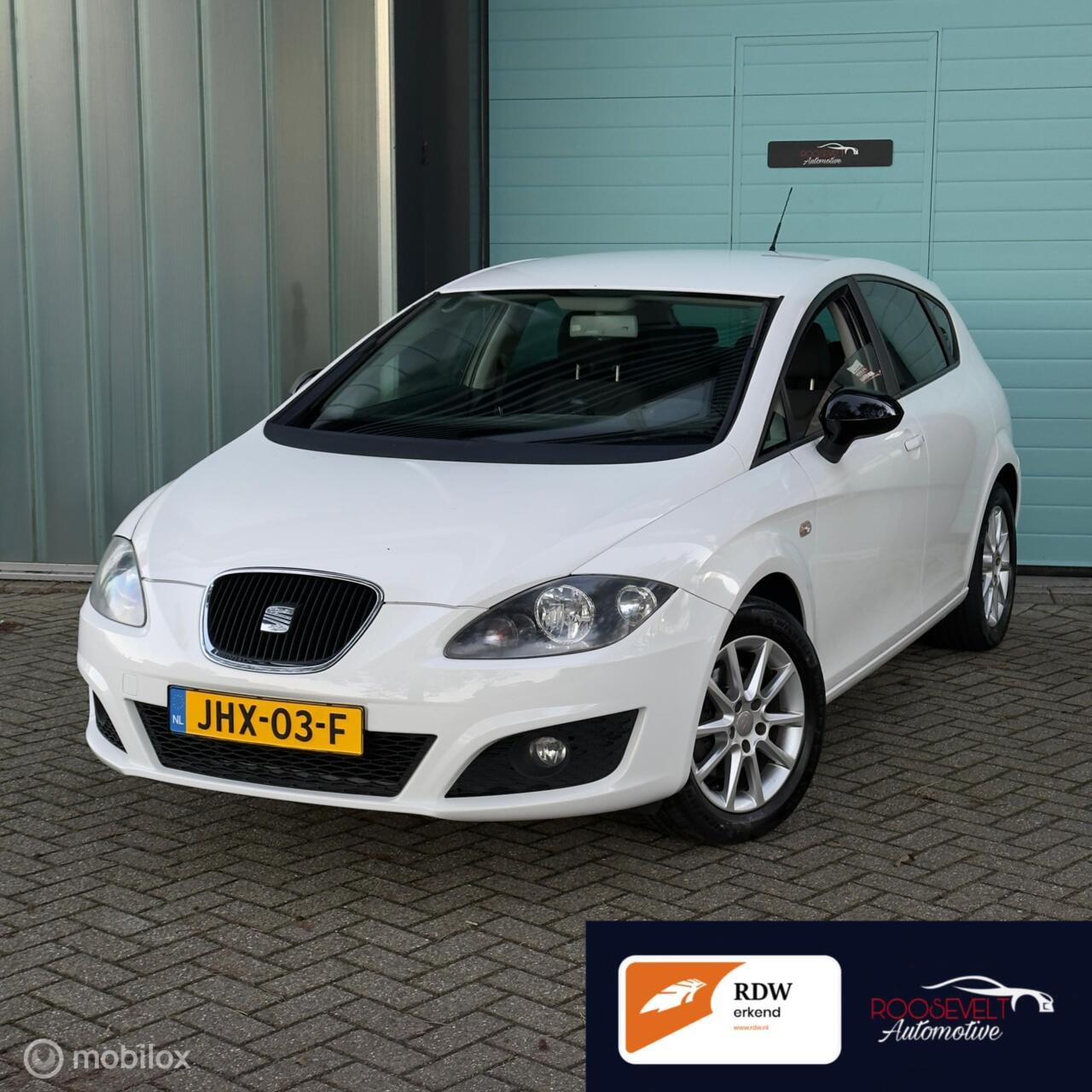 SEAT Leon - 1.4 TSI Businessline / Stoelvw / Carplay / PDC / - AutoWereld.nl