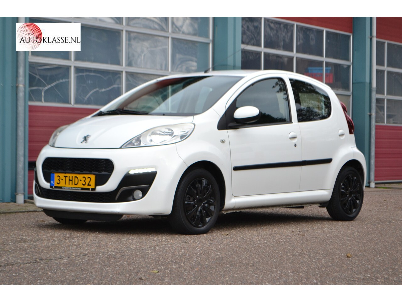 Peugeot 107 - 1.0 Active AUTOMAAT - AutoWereld.nl