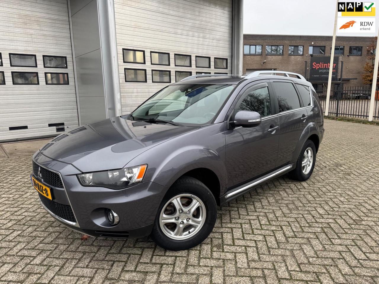 Mitsubishi Outlander - 2.0 Intro Edition Automaat,Camera, Trkhaak - AutoWereld.nl