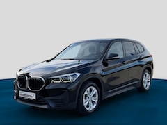BMW X1 - xDrive25e SPORTLINE * LED, NAVI+, PANORAMA, KEYLESS, CAMERA, SPIEGELPACK, PRIVACY * 1e EIG