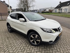 Nissan Qashqai - 1.2 Connect Automaat, Panodak, camera
