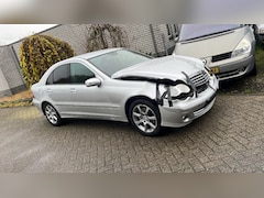 Mercedes-Benz C-klasse - 180 K. Elegance Automaat schade