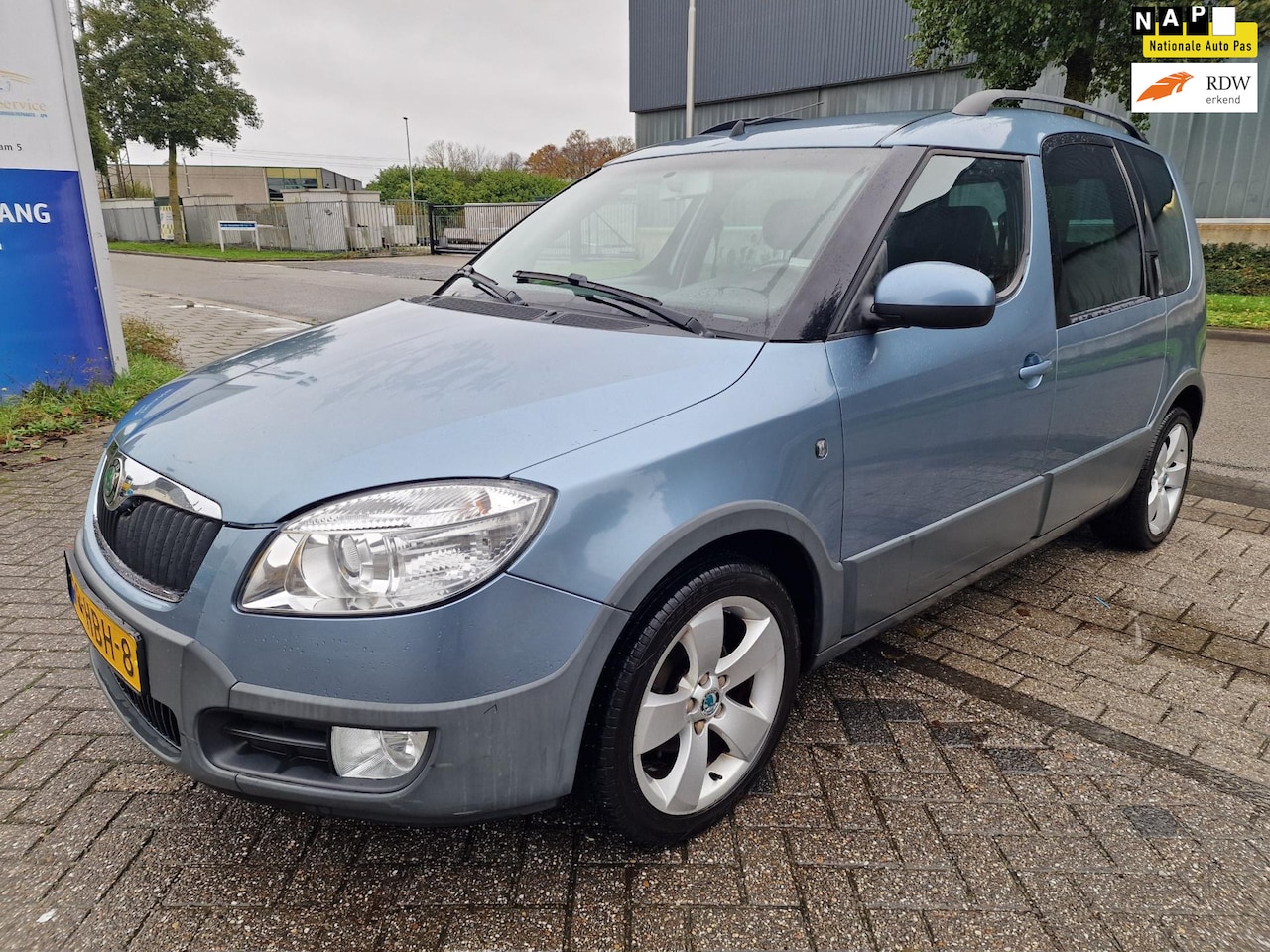 Skoda Roomster - 1.4-16V Scout 1.4-16V Scout, Apk, Nap, Zeer goed rijdend, Inruil mogelijk. - AutoWereld.nl