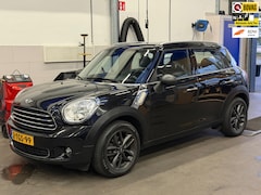 MINI Countryman - One - 4x Nieuwe Banden - Navi/Telefoon - PDC - Sfeer verlichting