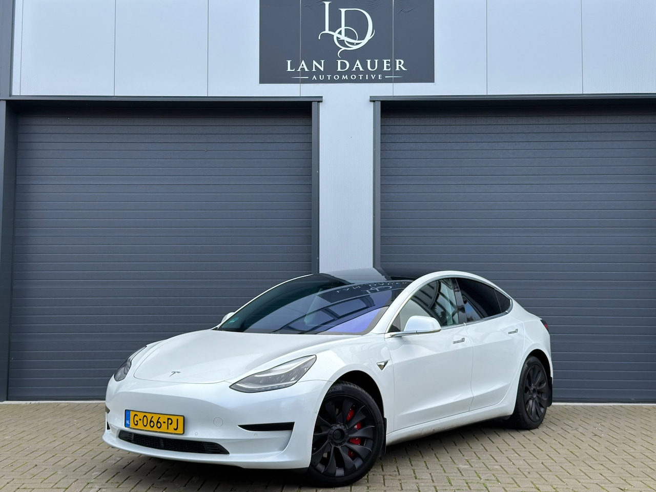 Tesla Model 3 - Standard RWD Plus / FSD-Autopilot / ACTIE - AutoWereld.nl