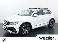 Volkswagen Tiguan - 1.4 TSI eHybrid R-Line Business+ | 245 PK | SoH 91% | Trekhaak | Panoramadak | 360 Graden