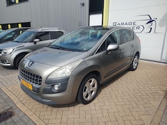 Peugeot 3008 - 1.6 VTi Première Airco All-Season Navigatie Trekhaak