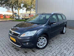 Ford Focus Wagon - 1.6 Ghia Airco/Pdc/trekhaak