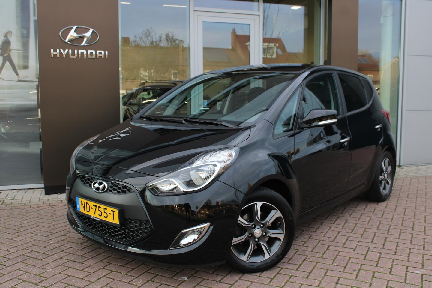 Hyundai ix20 - 1.4i Go! Airco Navi Camera Trekhaak 55.008km Dealer onderhouden - AutoWereld.nl