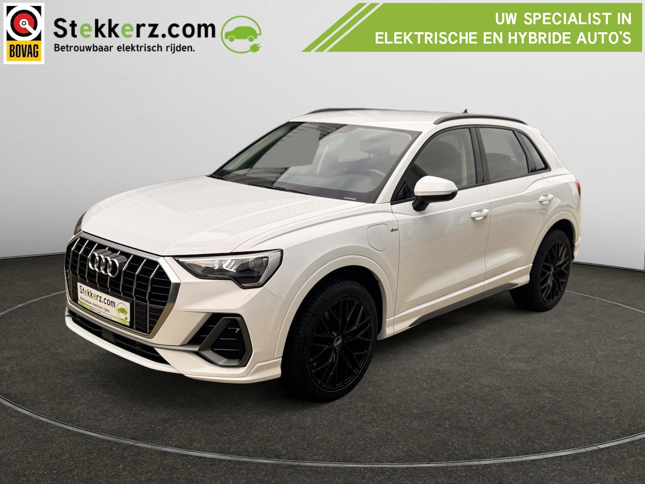 Audi Q3 - 45 TFSI e S tronic S-line, Stoelverw., 19 inch. - AutoWereld.nl