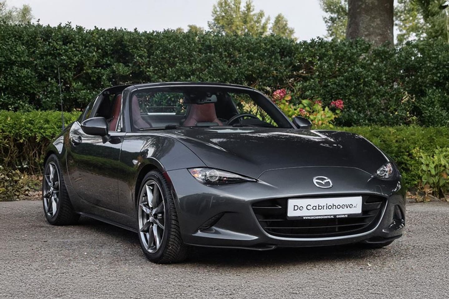 Mazda MX-5 RF - NDRF 2.0l SkyActiv-G 160 GT-M Machine Grey Metallic - AutoWereld.nl