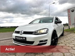 Volkswagen Golf - 1.4 TSI R-Line 5Drs-Xenon-Navi Scherm-Stoelverwarming-Leder-Velgen