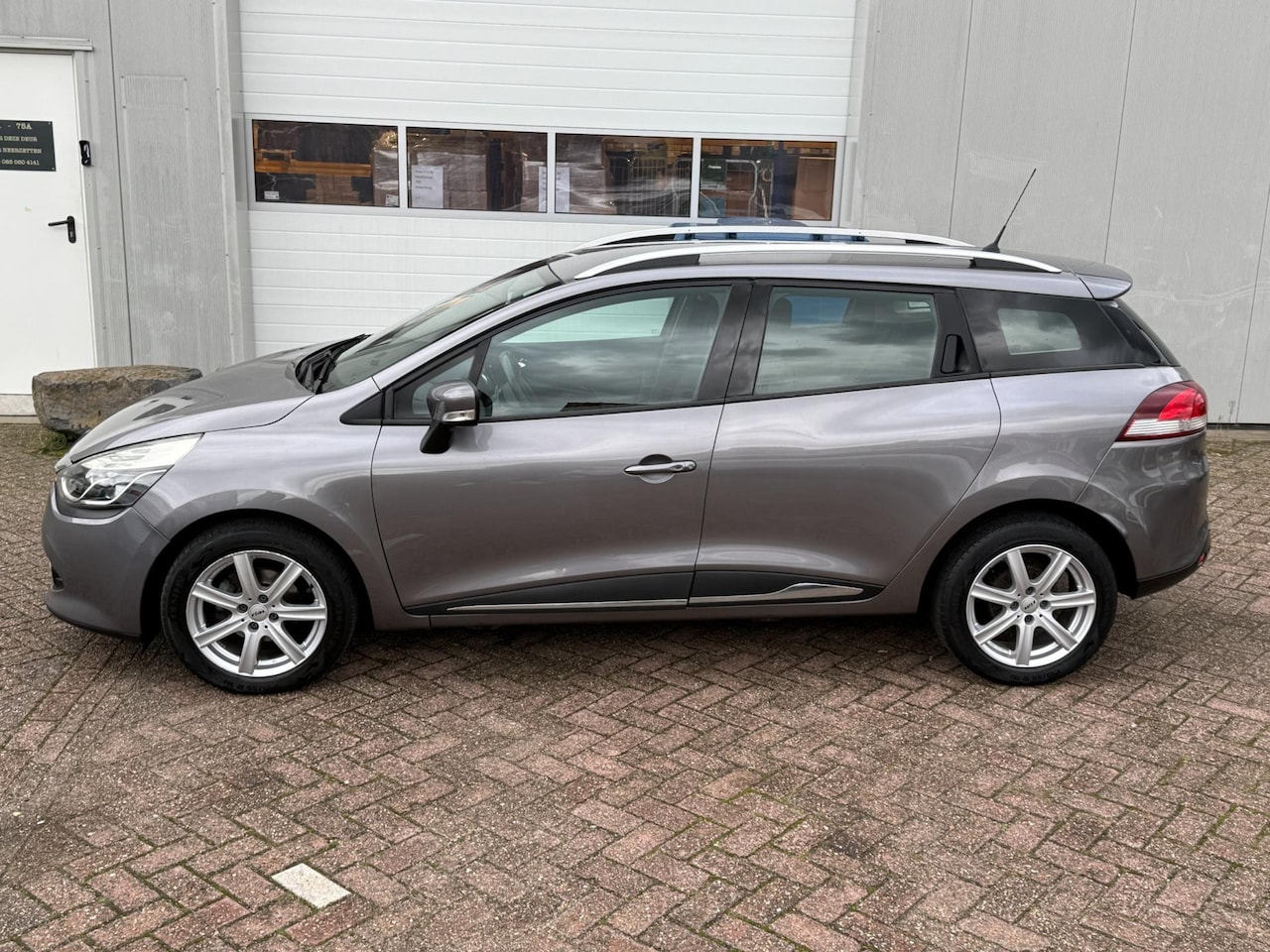 Renault Clio Estate - 0.9 TCe Authentique 0.9 TCe Authentique - AutoWereld.nl