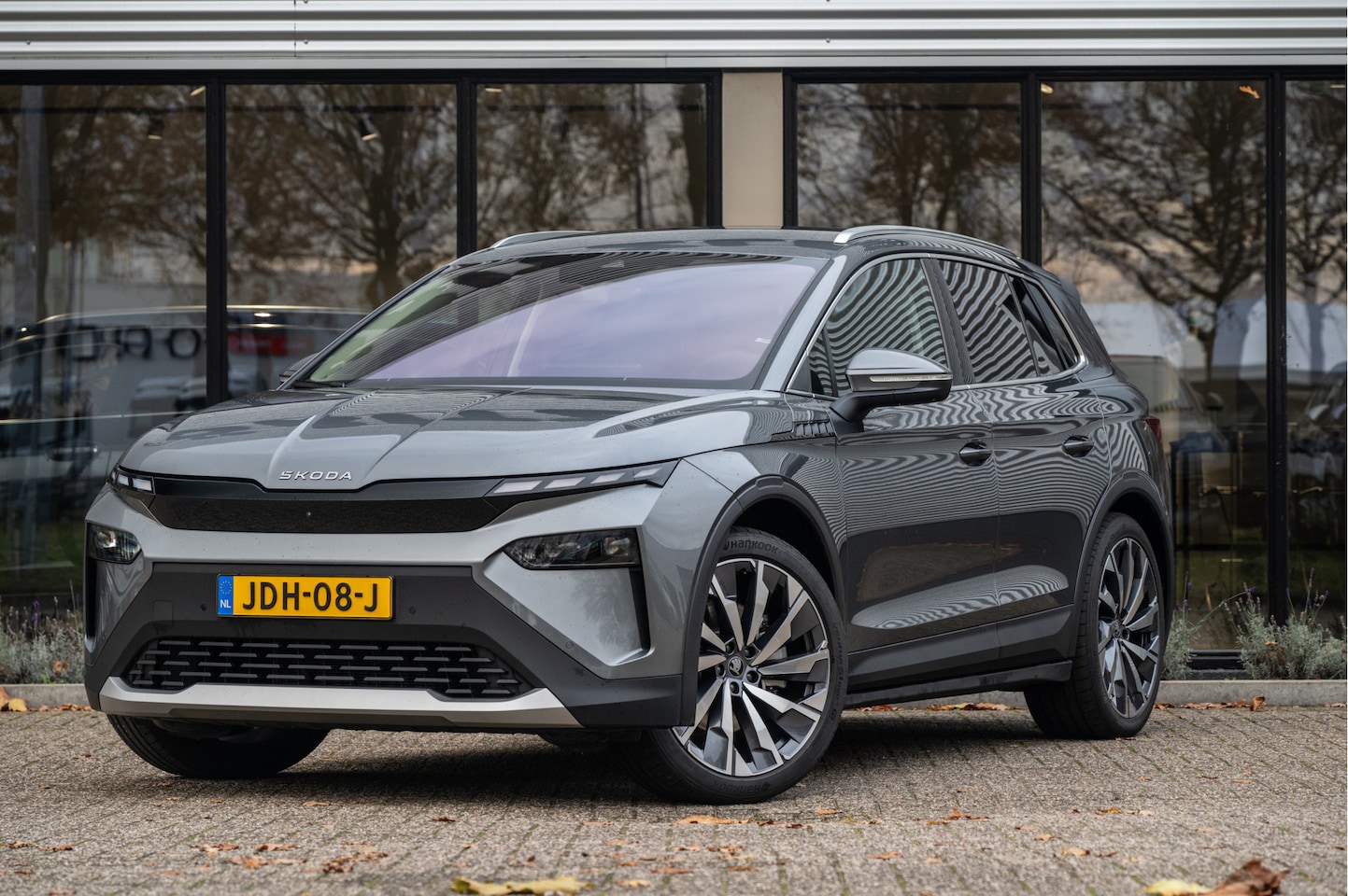 Skoda Elroq - 85 Business Edition | HUD | Massage | Trekhaak | Matrix LED | 360cam | 21" | DCC - AutoWereld.nl