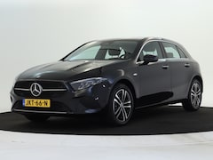 Mercedes-Benz A-klasse - 250 e Face Lift Plug-In Hybride | Keyless Go | Stuur en Stoelverwarming | Sfeerverlichting