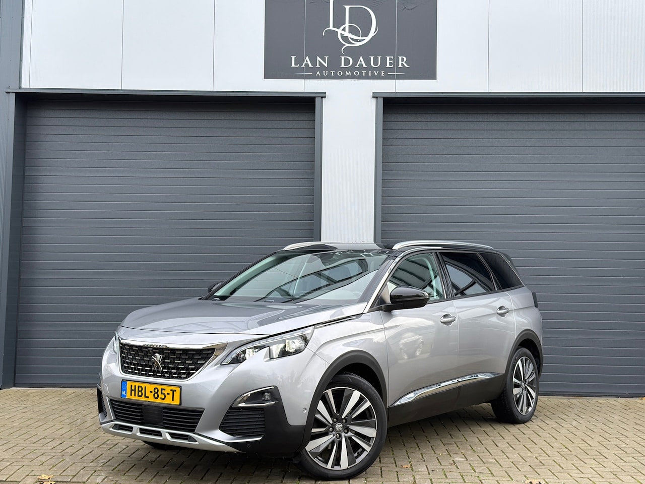 Peugeot 5008 - 1.2 Leder / Automaat / 7P / Lane Assist / ACTIE - AutoWereld.nl