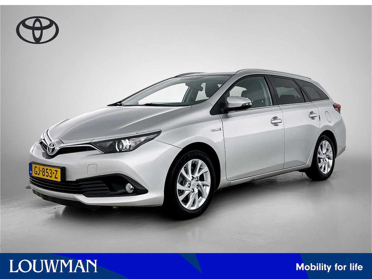 Toyota Auris Touring Sports - 1.8 Hybrid Lease | Navigatie | Panoramadak | Camera | Climate Controle | Dealer Onderhoude - AutoWereld.nl