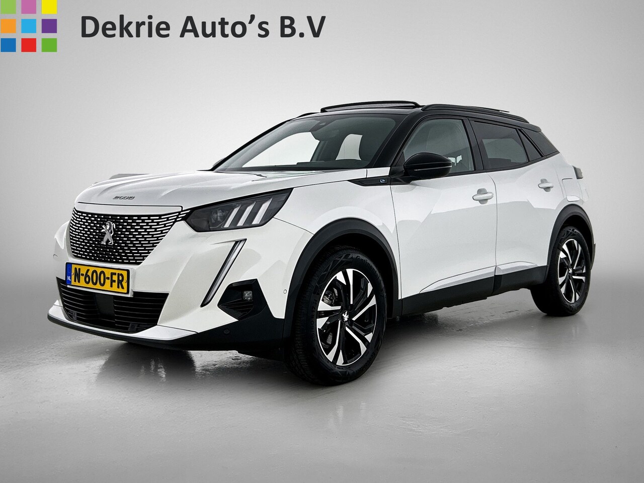 Peugeot e-2008 - GT 100KW / 50 kWh SOH 90% / Navigatie / Pdc.+Camera / Airco-ecc. / Apk 10-2027 - AutoWereld.nl