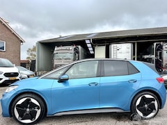 Volkswagen ID.3 - Pro S Bus 77kWh 204pk aut - 38dkm nap - 1e eig - navi - massage + mem l+r - cam - stoelver