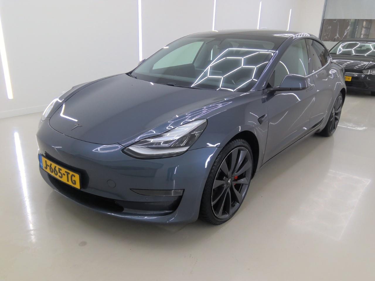 Tesla Model 3 - Performance AWD 486pk 75 kWh 91% SoH [ AUTOPILOT+530KM WLTP+PREMIUM AUDIO ] - AutoWereld.nl